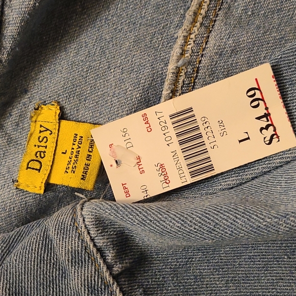 💙 Jean Jacket 💙 3xHost pick🎈🎊 - Picture 3 of 3